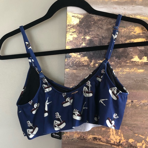 NWT Wildfox Pinup Girl on Hotdog Swim Top - Picture 3 of 5